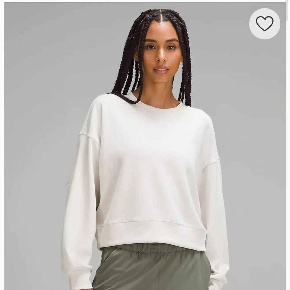 Lululemon Softstreme Perfectly Oversized Cropped Crew - Picture 1 of 12